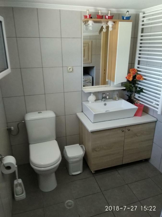 Manousos Apartment Lefkáda Zewnętrze zdjęcie